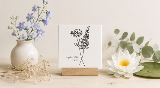 Geboortebloem Juli: Delphinium en Waterlelie
